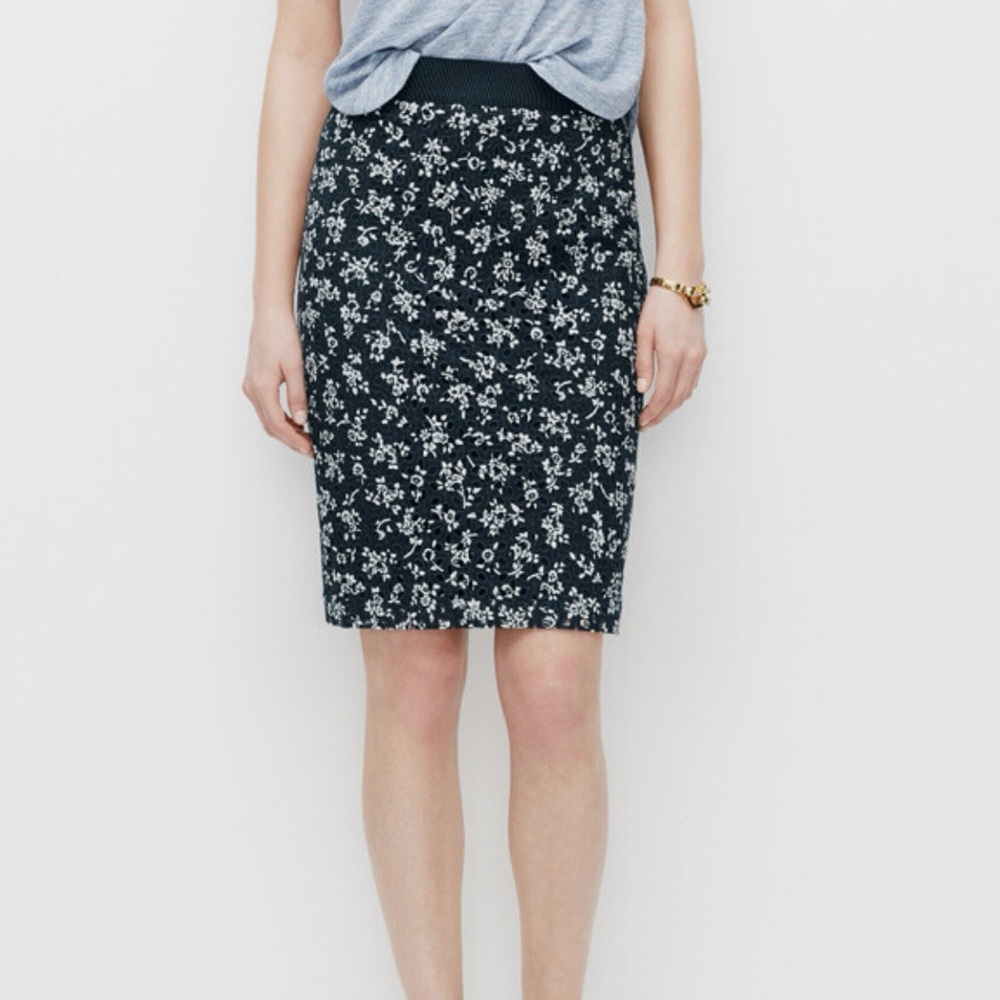Ann Taylor Navy Floral Pencil Skirt